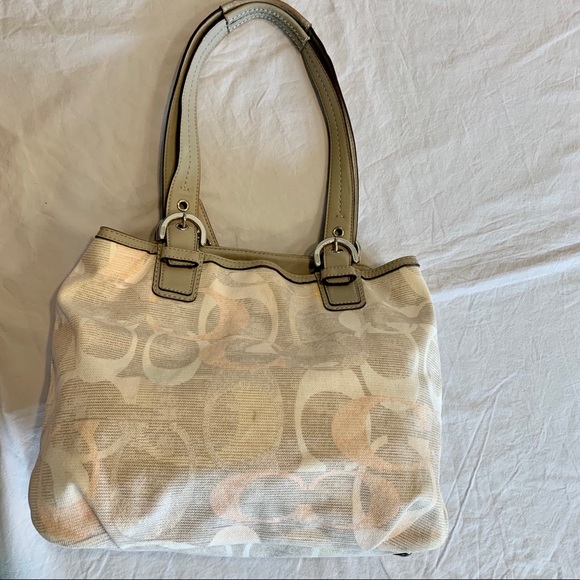 Coach SOHO Peaches & Cream Purse, EUC. - Picture 4 of 13